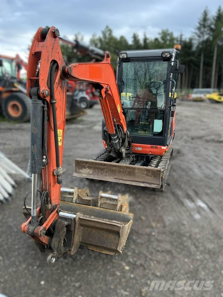 Kubota KX 027 Мини екскаватори < 7 т