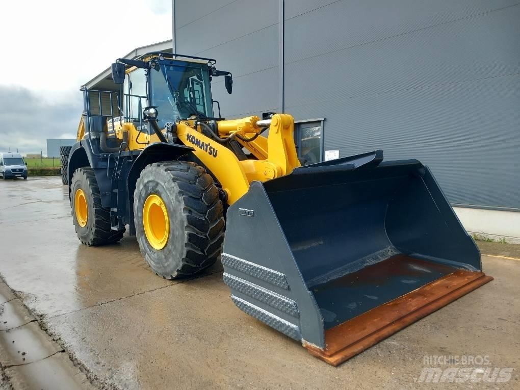 Komatsu WA480-8 Колесни товарачи
