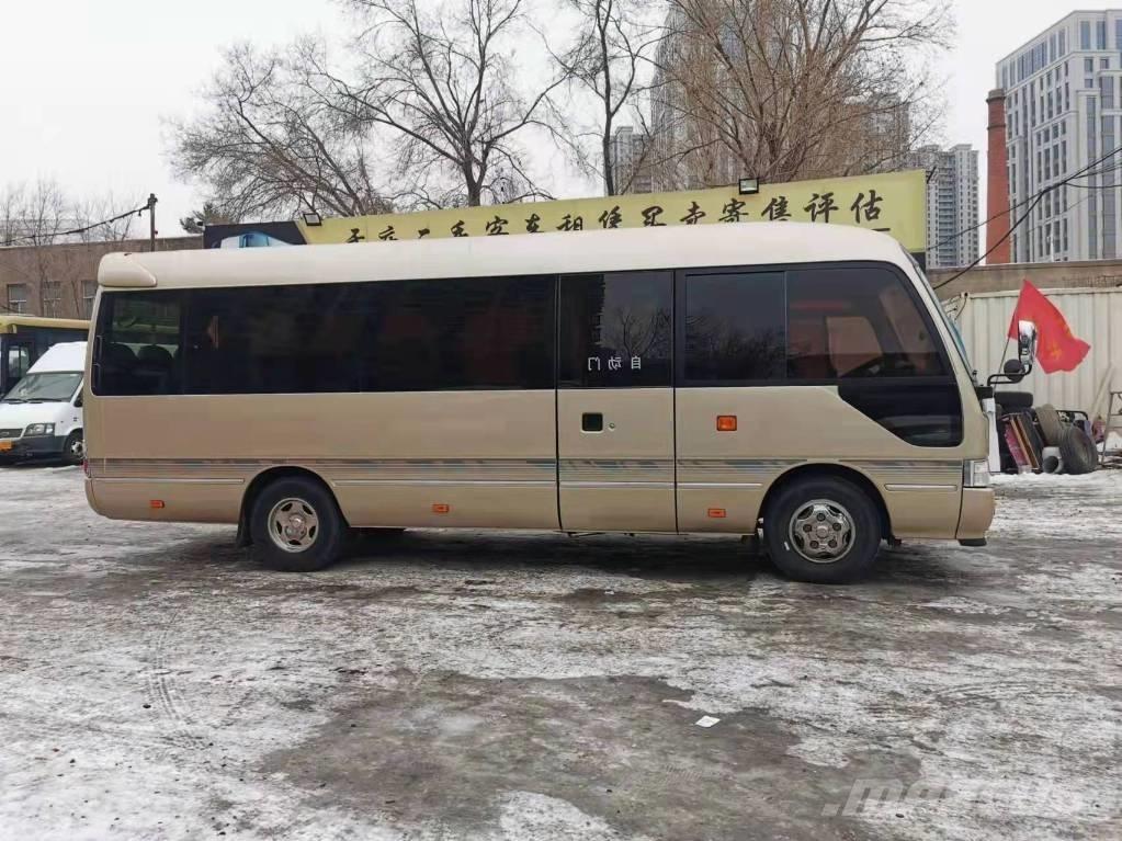 Toyota Coaster Bus Мини бусове