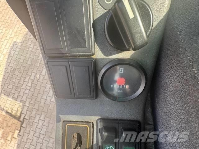 Volvo EW 180 B Колесни екскаватори