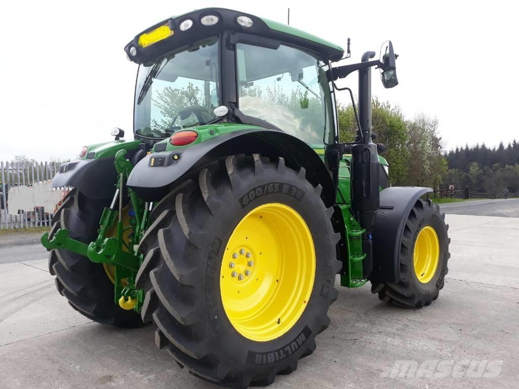 John Deere 6120 R Трактори