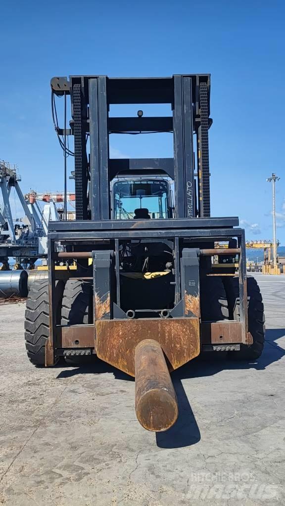 Hyster H48.00XM-12 Дизелови камиони