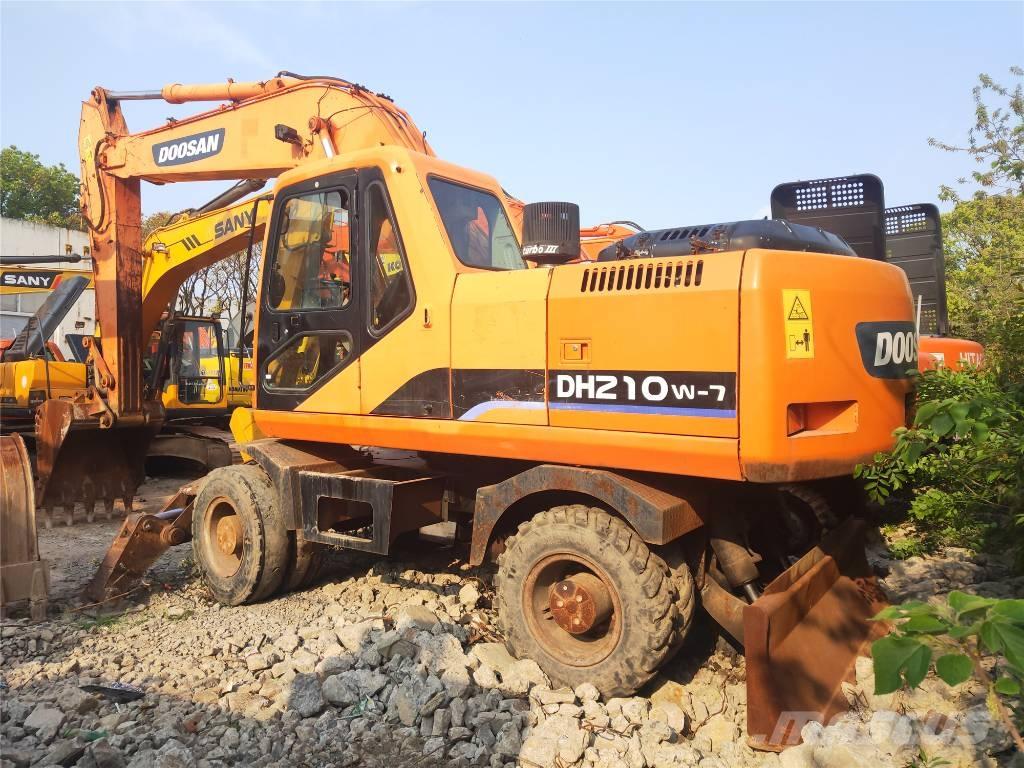 Doosan DH210W-7 Колесни екскаватори