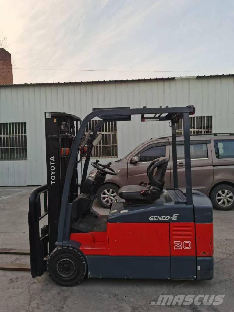 Toyota 2t Дизелови камиони