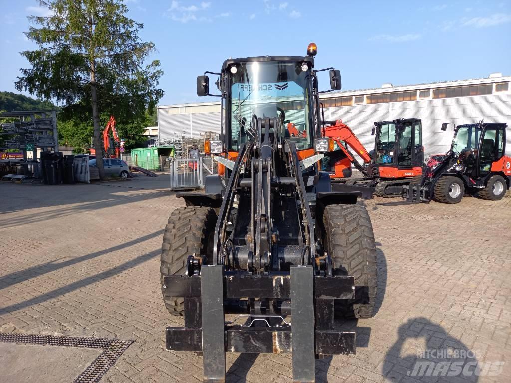 Schaeff TL100 Колесни товарачи