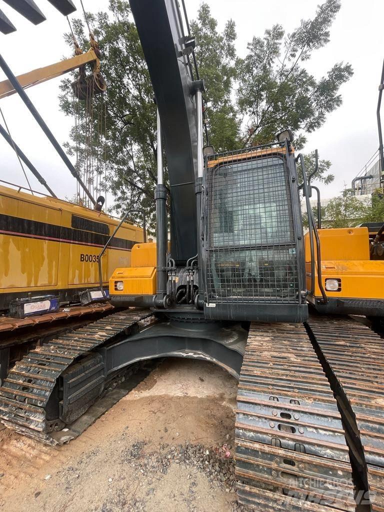 Hyundai R210 Верижен екскаватор