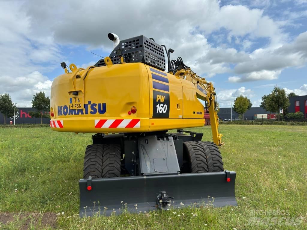 Komatsu PW160-11E0 Колесни екскаватори