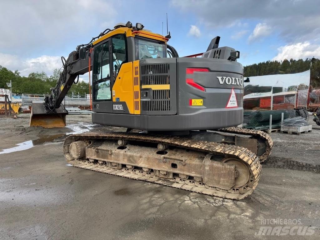 Volvo ECR 235 E Верижен екскаватор