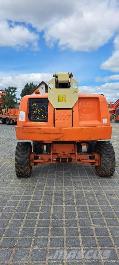 JLG 600AJ Съчленени стрелови подемници