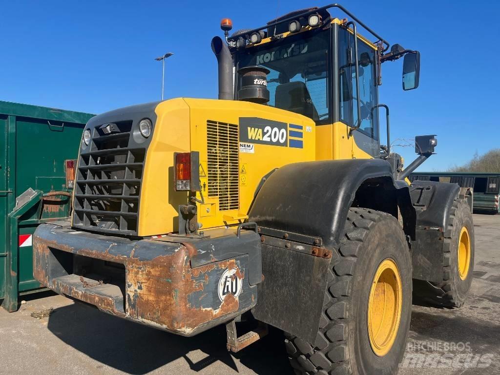 Komatsu WA 200-7 Верижен екскаватор