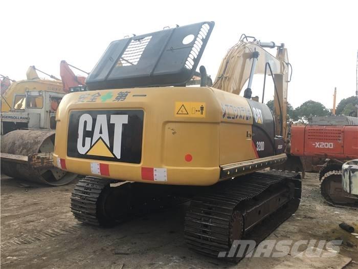 CAT 320D2L Верижен екскаватор