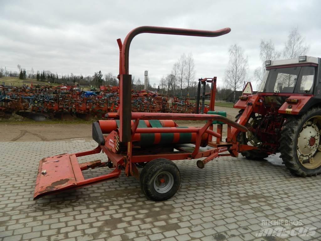 Kverneland UN7512 Машини за опаковане
