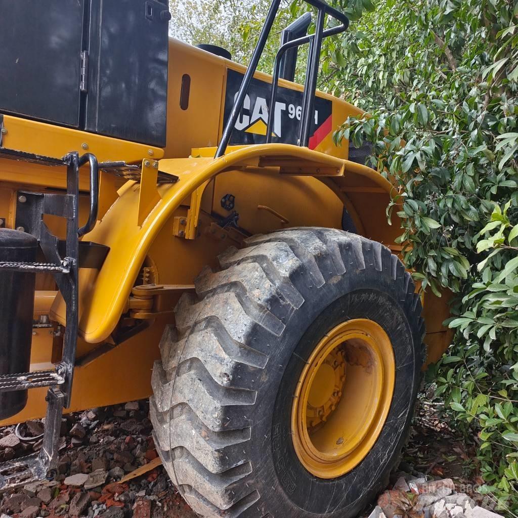CAT 966 H Колесни товарачи