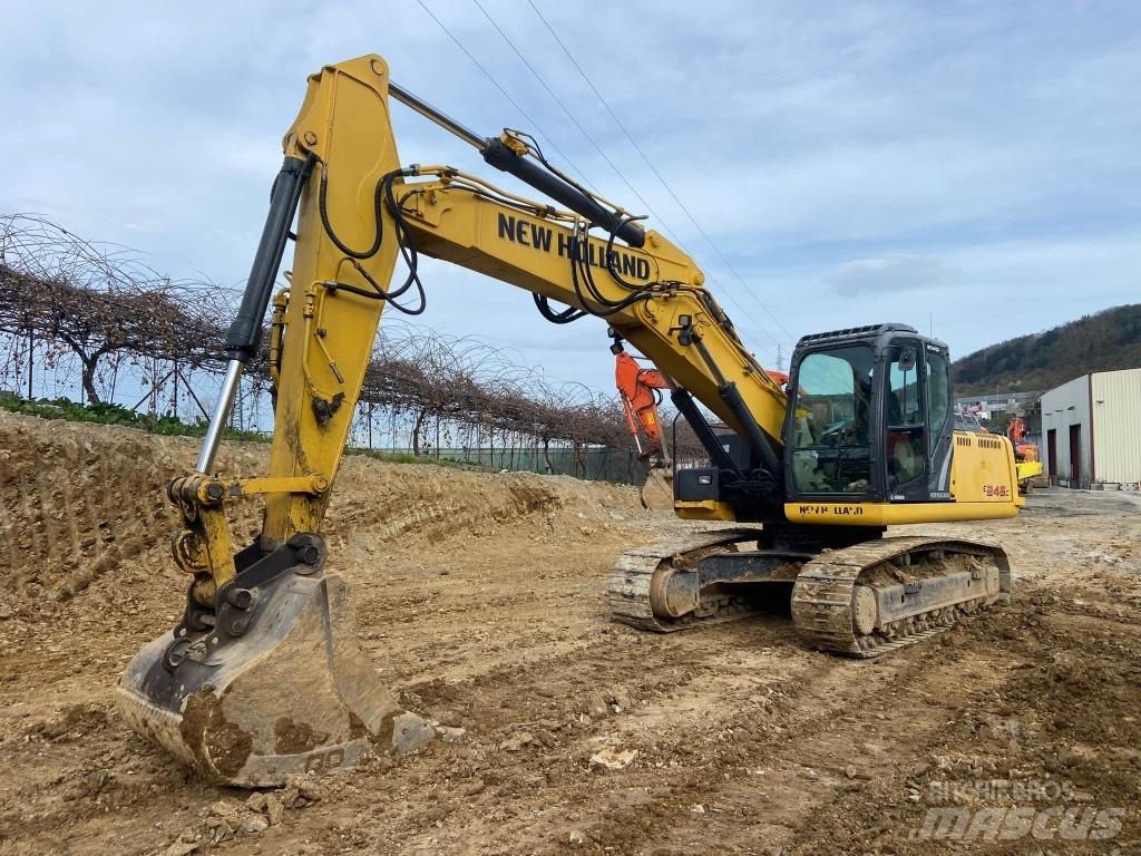 New Holland E245 Верижен екскаватор