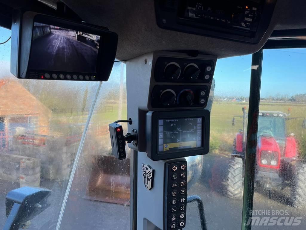 CAT 972 M Колесни товарачи