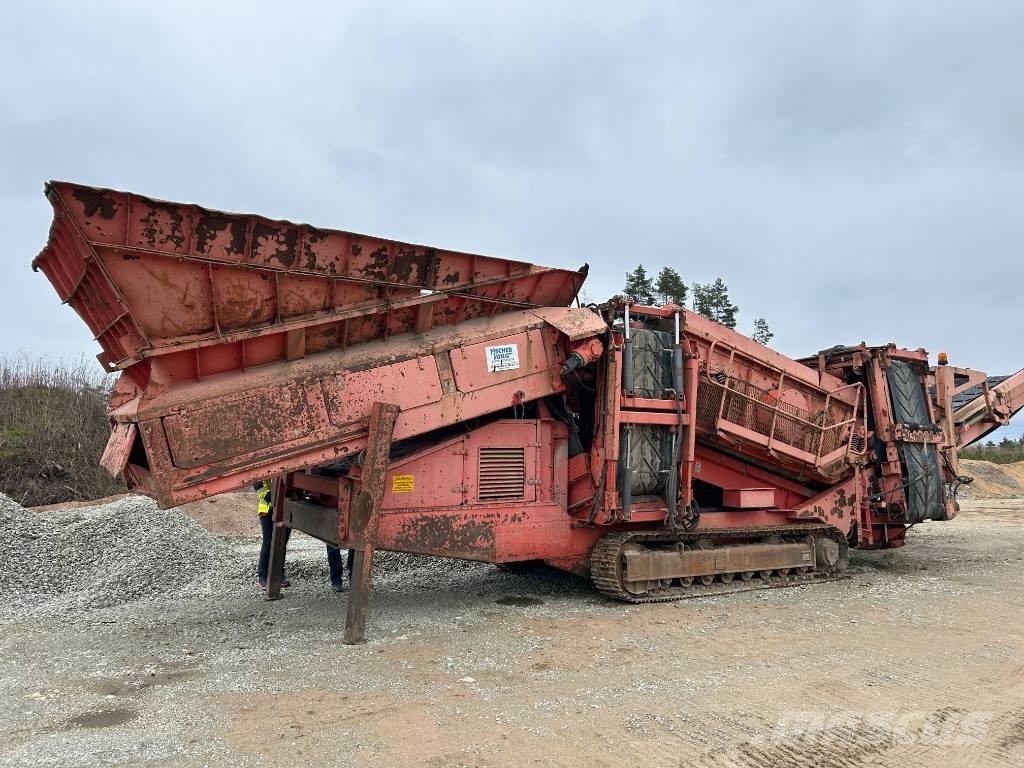 Terex Finlay 883 Мобилни скрийнери
