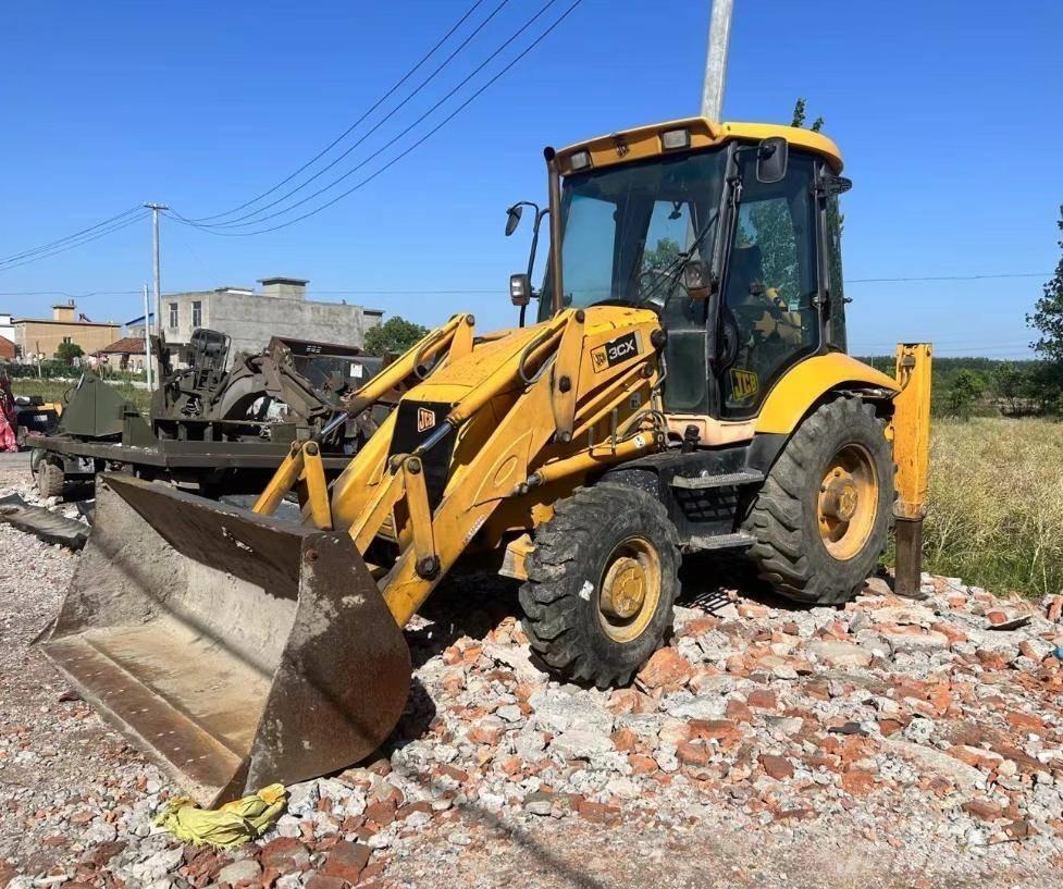 JCB 3 CX Товарач със заден ексватор