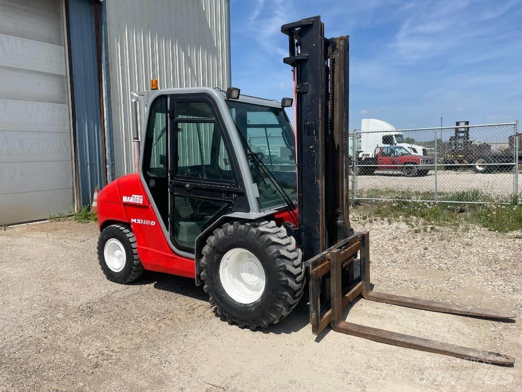 Manitou MSI 30 D Камиони за херавни местности