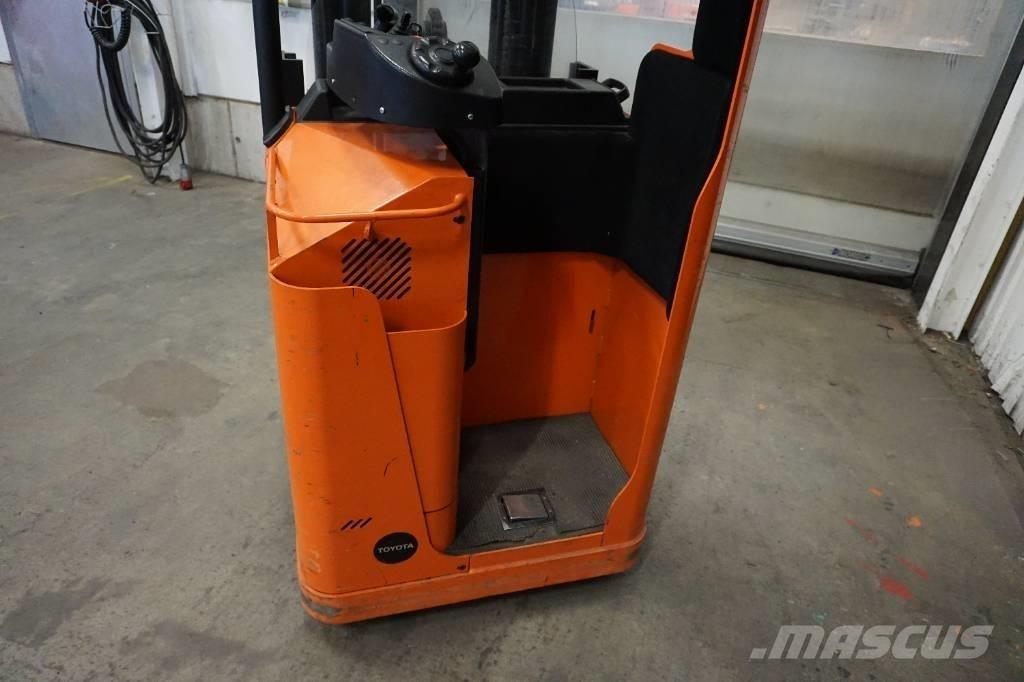 Toyota SSE135L Самоходни товарачи