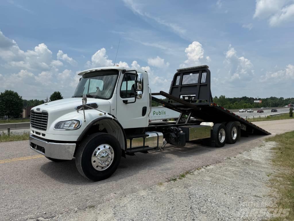 Freightliner M2 Автомобили за пътна помощ