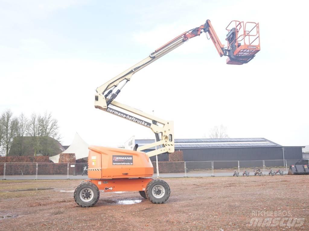 JLG 520 AJ Съчленени стрелови подемници