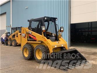 CAT 216 B 3 Мини товарачи