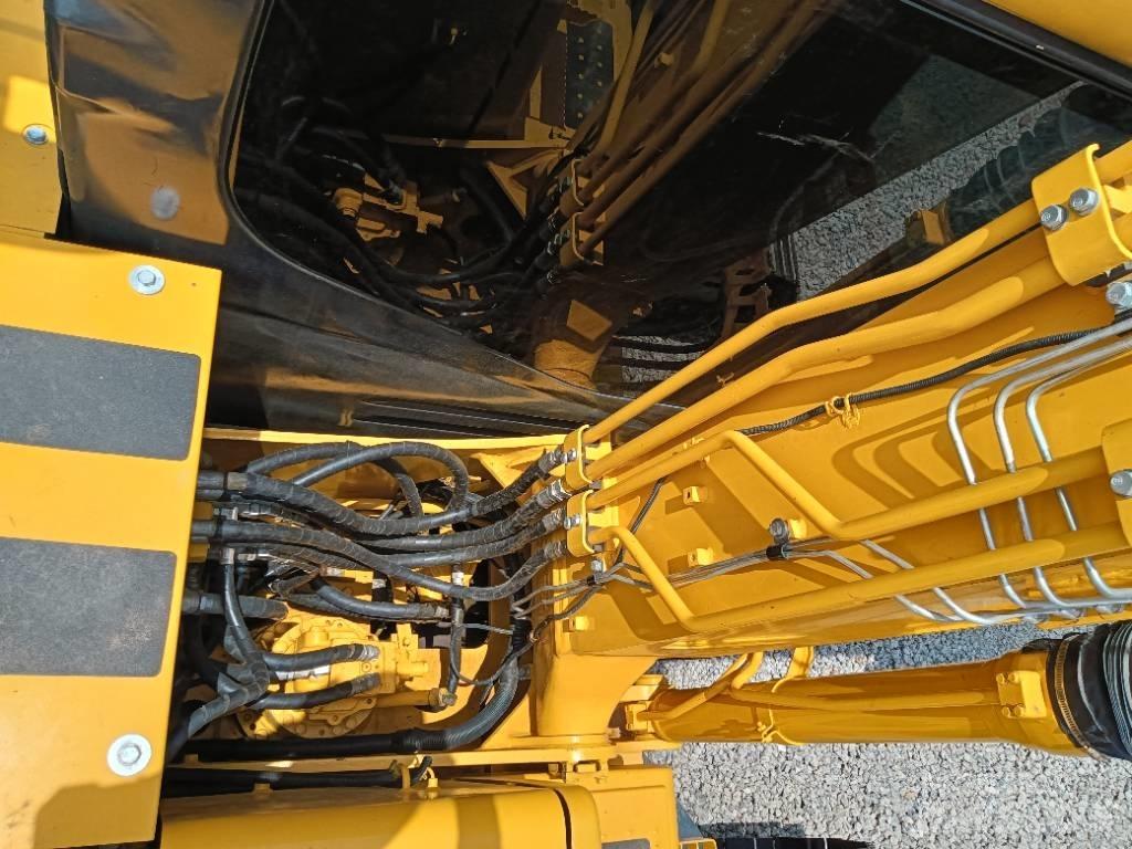 Komatsu PC 130 Средни екскаватори 7т - 12т