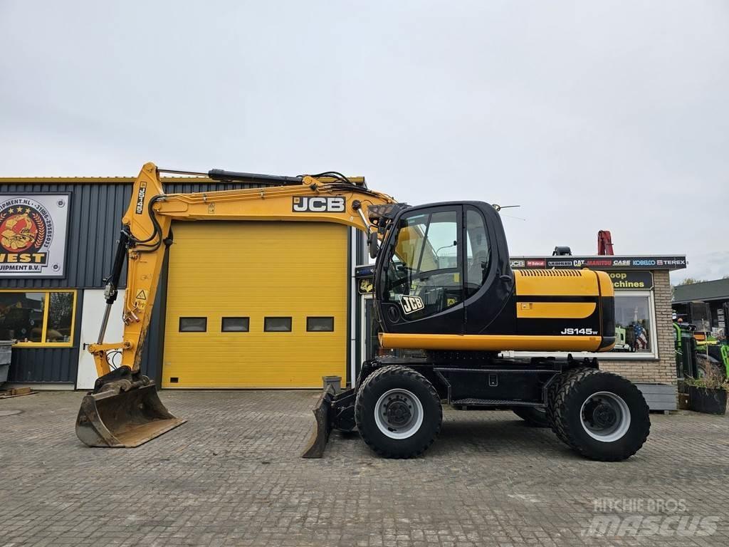 JCB JS145W Колесни екскаватори