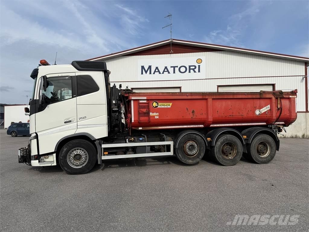Volvo FH16-750 8x4 Общински/универсални превозни средства
