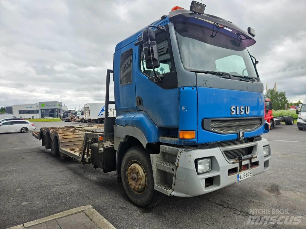 Sisu E12 8x2 Камиони за превоз на горски машини
