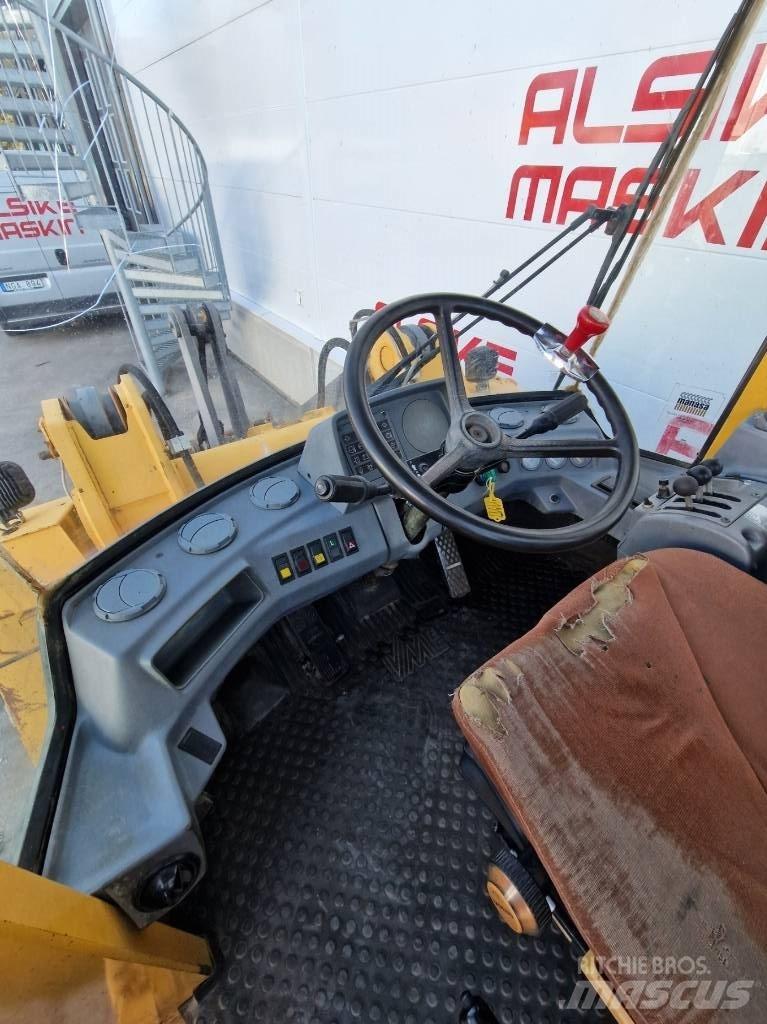 Volvo L50B Колесни товарачи