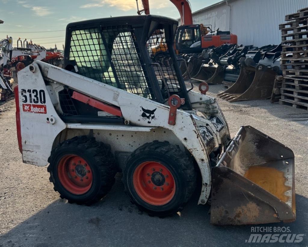 Bobcat S 130 Мини товарачи
