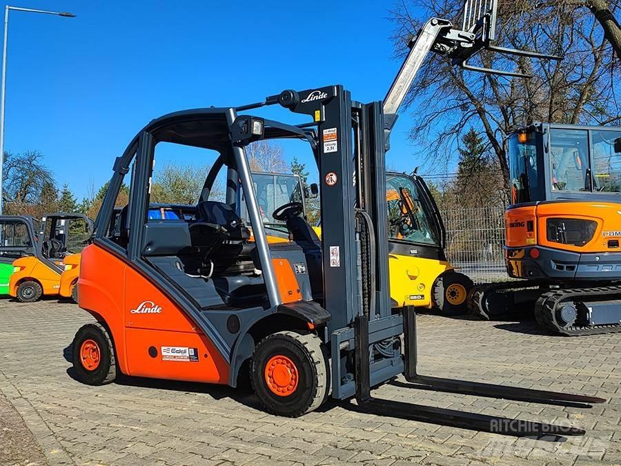 Linde H25T Камиони с АГУ