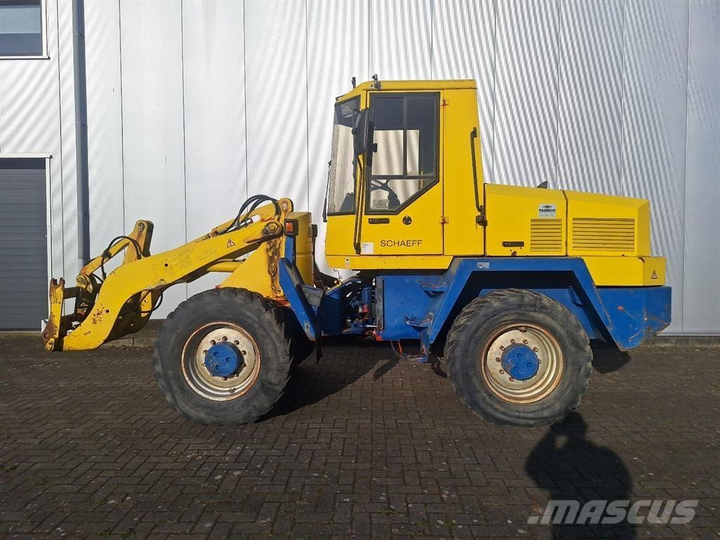 Schaeff SKS 661 Колесни товарачи