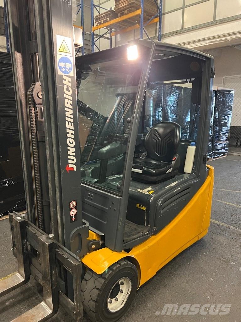 Jungheinrich EFG220k Електрически вилични кари-повдигачи