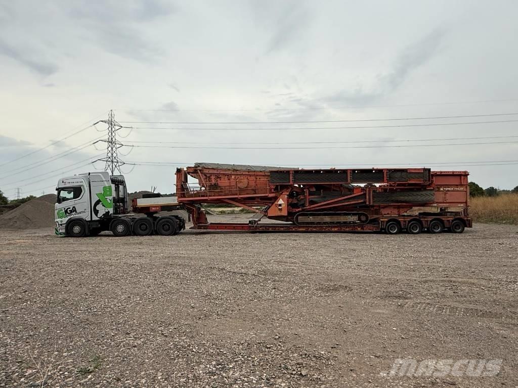 Terex Finlay 694 Мобилни скрийнери
