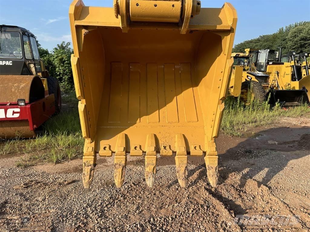 CAT 330 D Верижен екскаватор