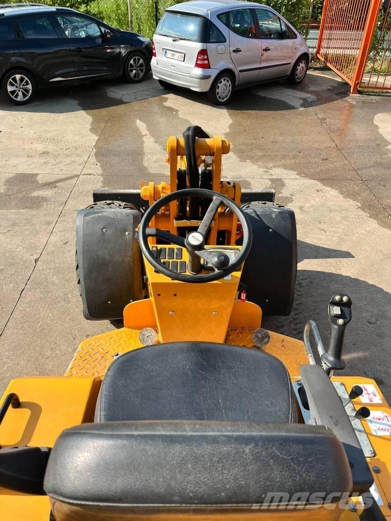 Knikmops KM 250 Колесни товарачи