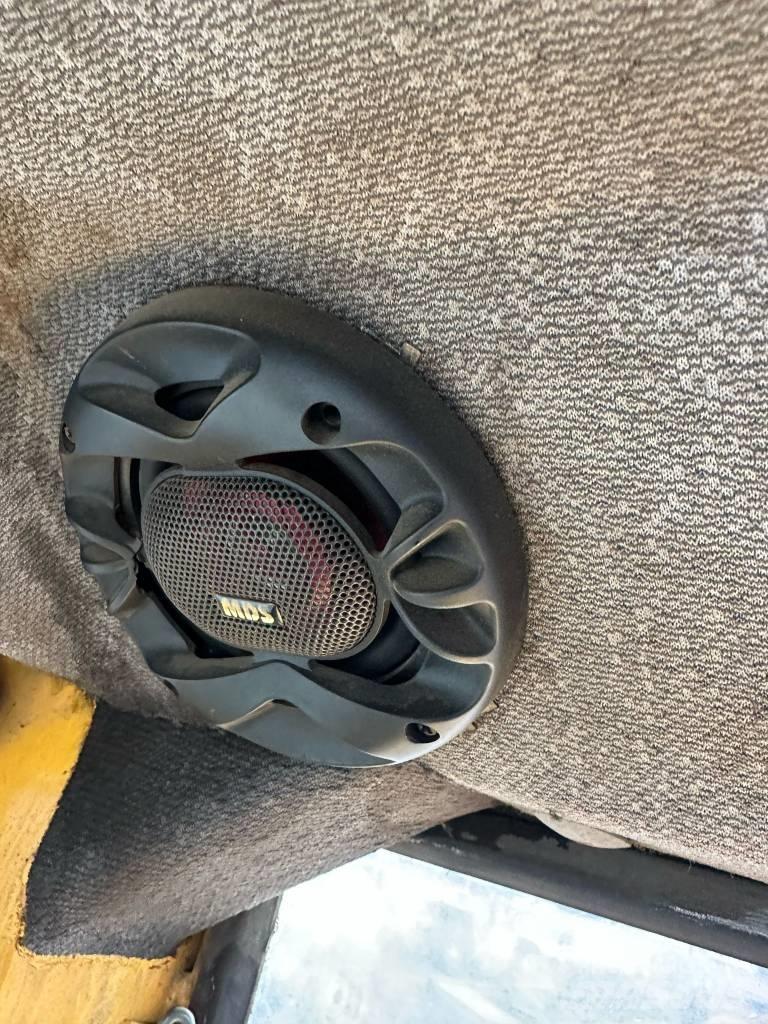 Volvo L120C Колесни товарачи