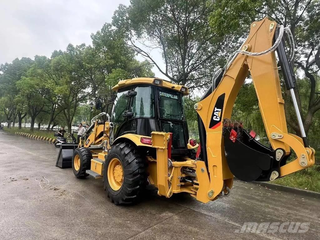 CAT 420F Товарач със заден ексватор