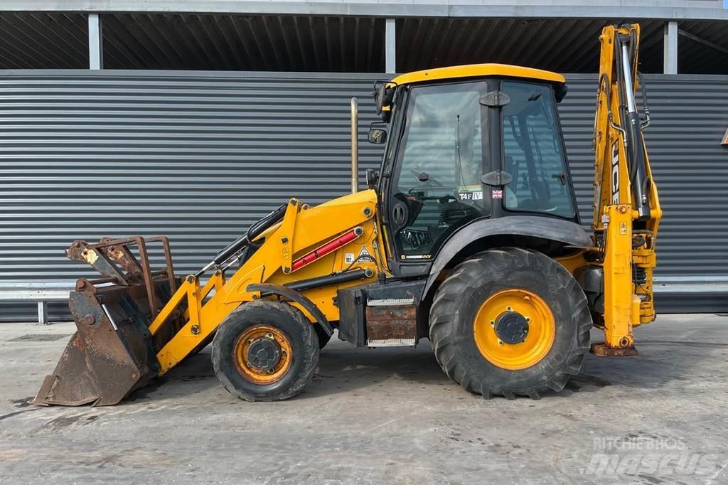 JCB 3CX Товарач със заден ексватор