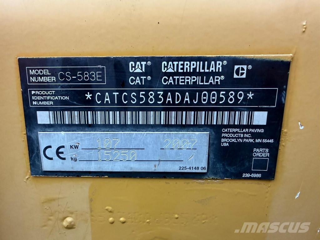 CAT CS583E Еднобарабанни ролки
