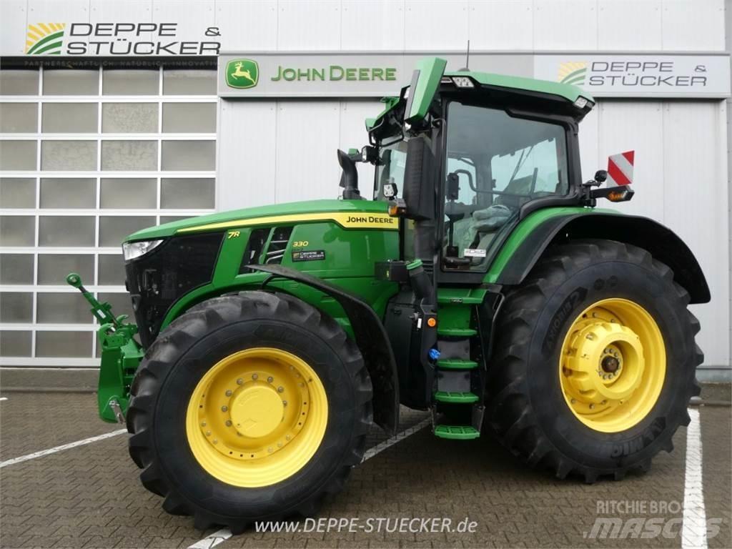 John Deere 7R 330 Трактори