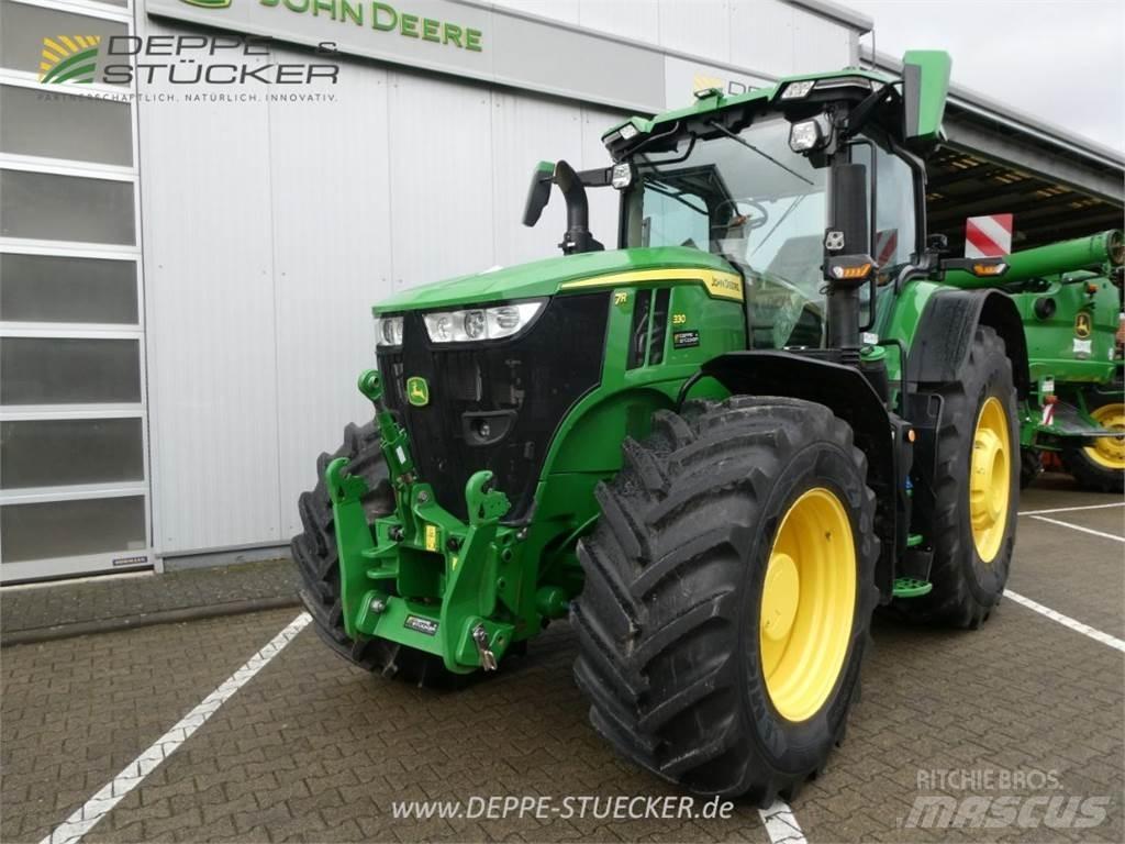 John Deere 7R 330 Трактори