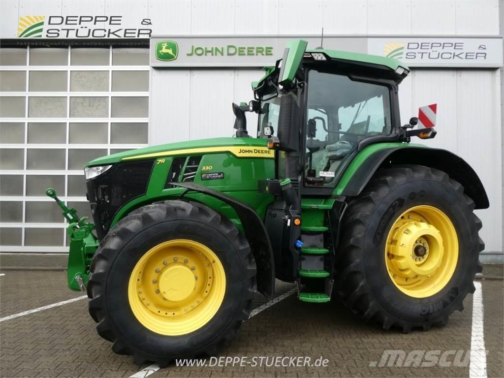 John Deere 7R 330 Трактори