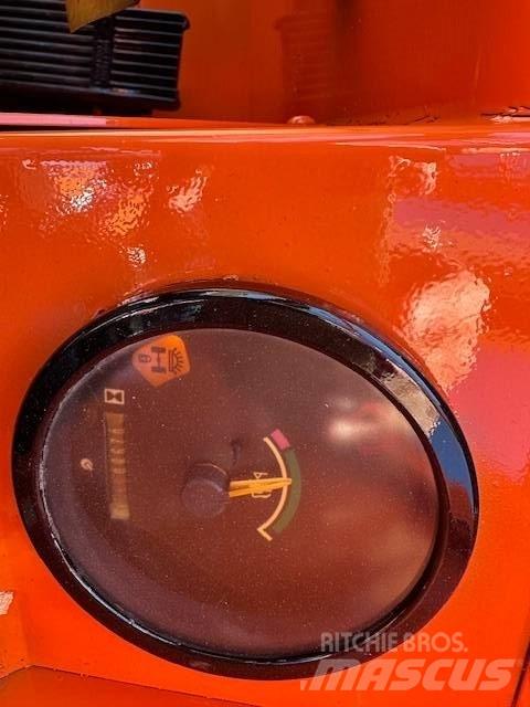 JLG 1055 Телескопични товарачи