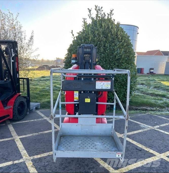 Manitou 100 VJR Вертикални мачтови повдигачи
