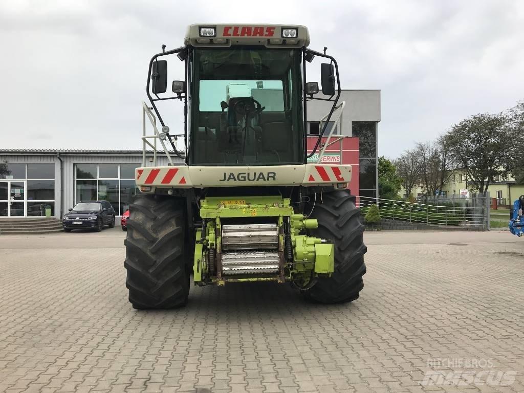 CLAAS JAGUAR 900 Самоходни фуражири