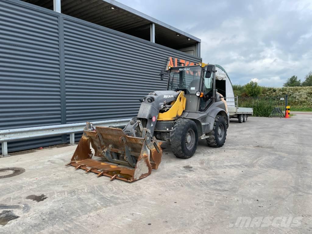 Mecalac AS 700 Колесни товарачи