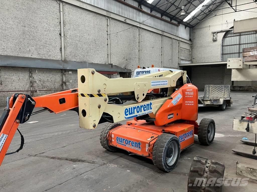 JLG E 450 AJ Съчленени стрелови подемници